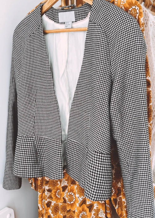 H&M Herringbone Tailored Blazer // EUR 40 (US 10)