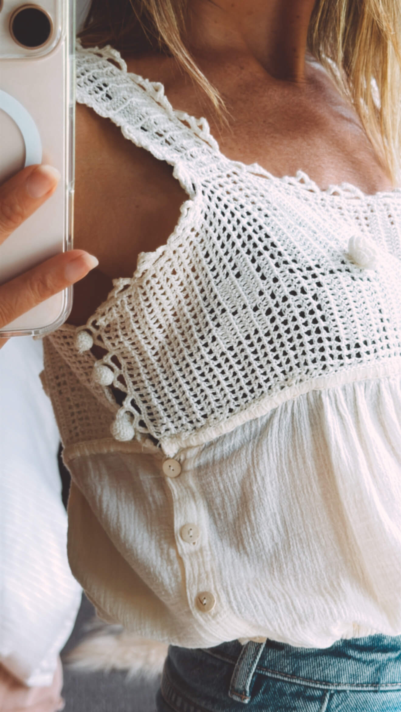 CHASING UNICORNS Crochet Blouse // Cream // Small