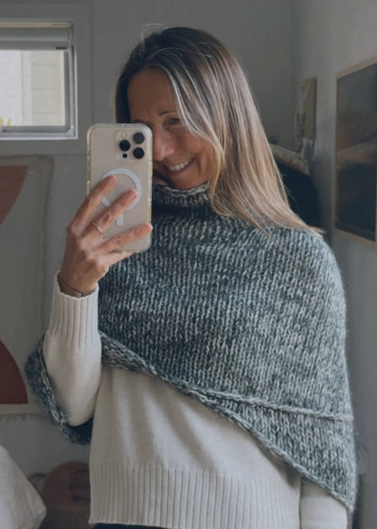 KAREN MILLEN // Woollen Poncho // Small