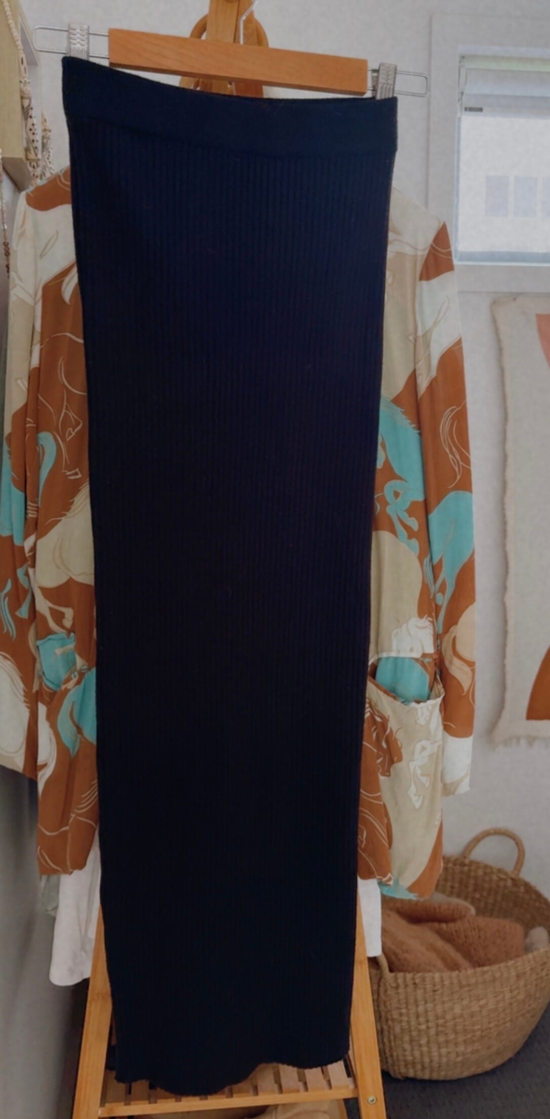 WINNIE & CO // Knitted Maxi Skirt // Black // XS/S