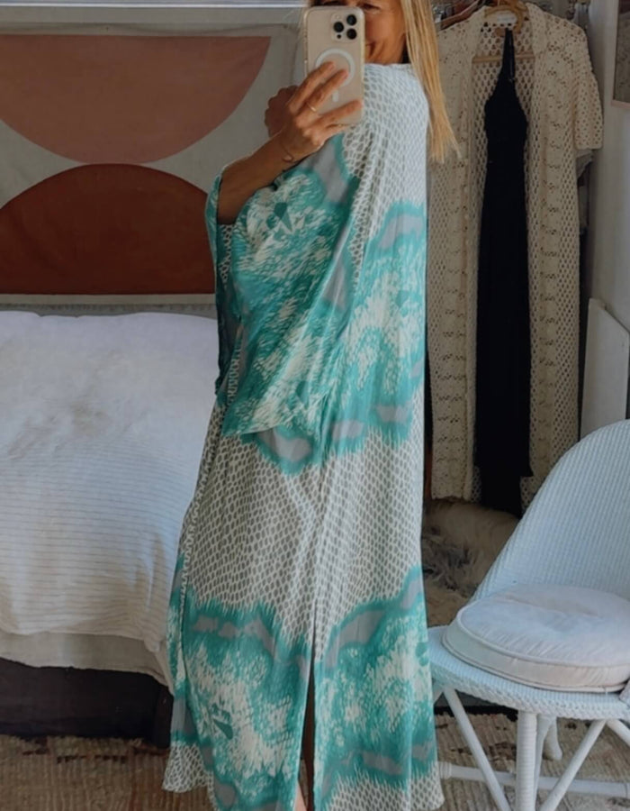 SOVEREIGNTY & SOUL // Miami Turquoise Kimono // Free Size