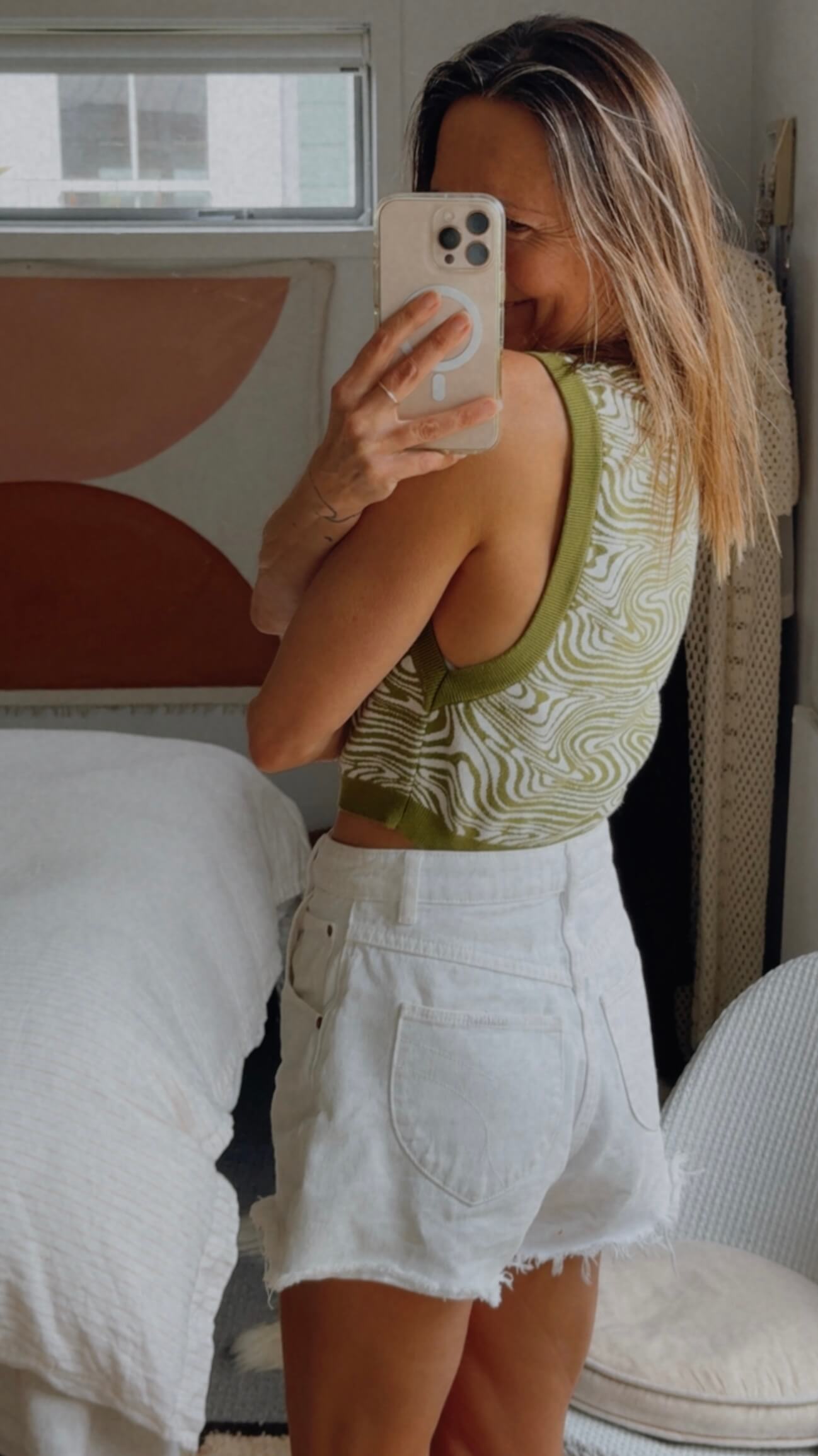 GLASSONS // Sage Green Swirl Vest // Small