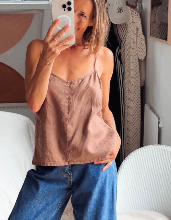 LUNA & ROSE Jenny Singlet // Cocoa // Medium