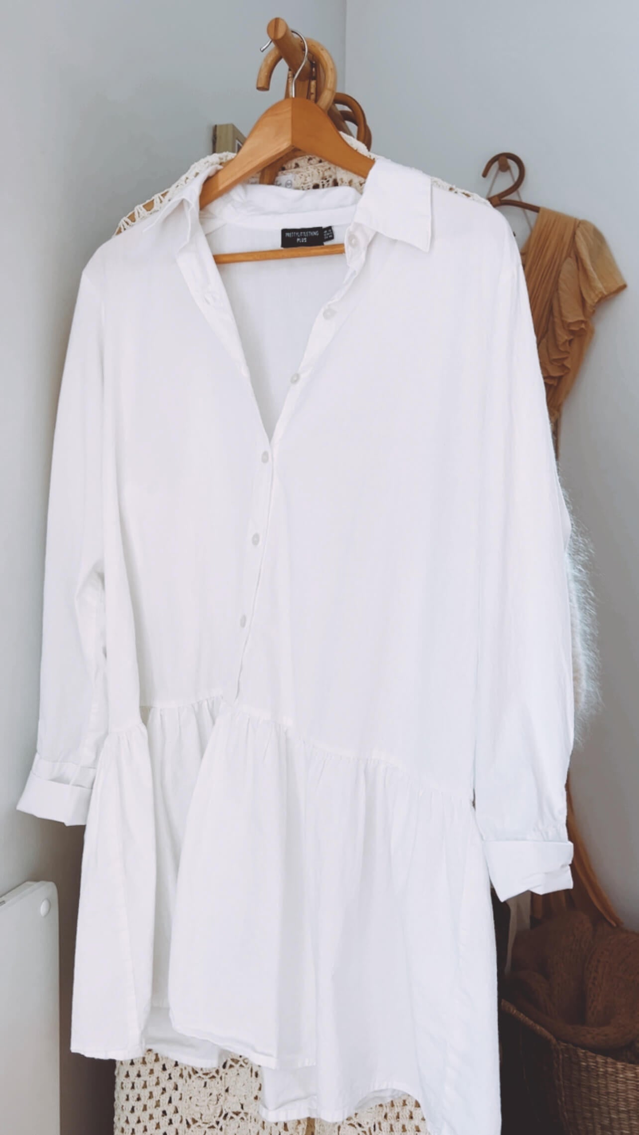 Classic Shirt Dress by Pretty Little Thing // Free Size