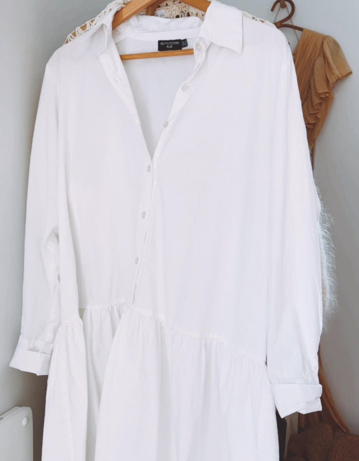 Classic Shirt Dress by Pretty Little Thing // Free Size