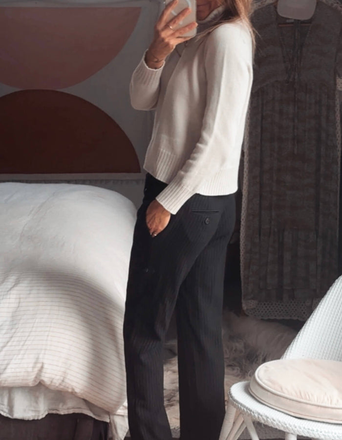 ZARA WOMAN // Navy Pinstriped Suit // Small