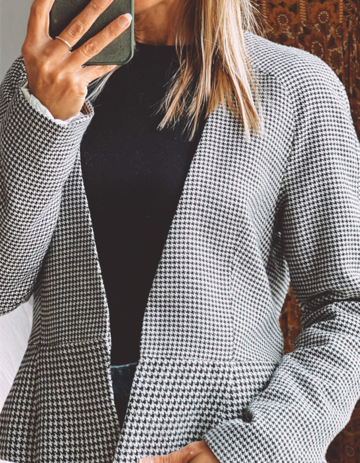 H&M Herringbone Tailored Blazer // EUR 40 (US 10)