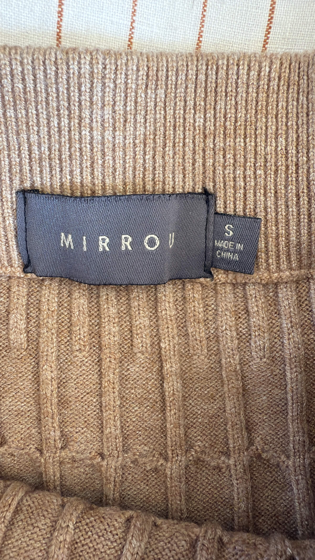 MIRROU Cable Knit Skirt // Small