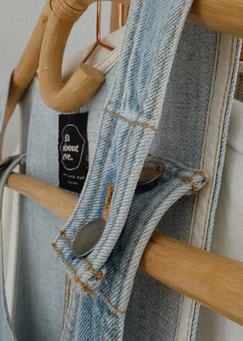 ALL ABOUT EVE Denim Pinafore Dress // Size 10