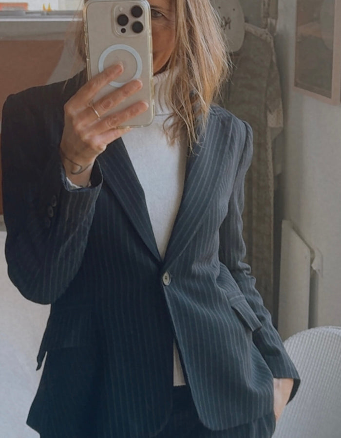 ZARA WOMAN // Navy Pinstriped Suit // Small