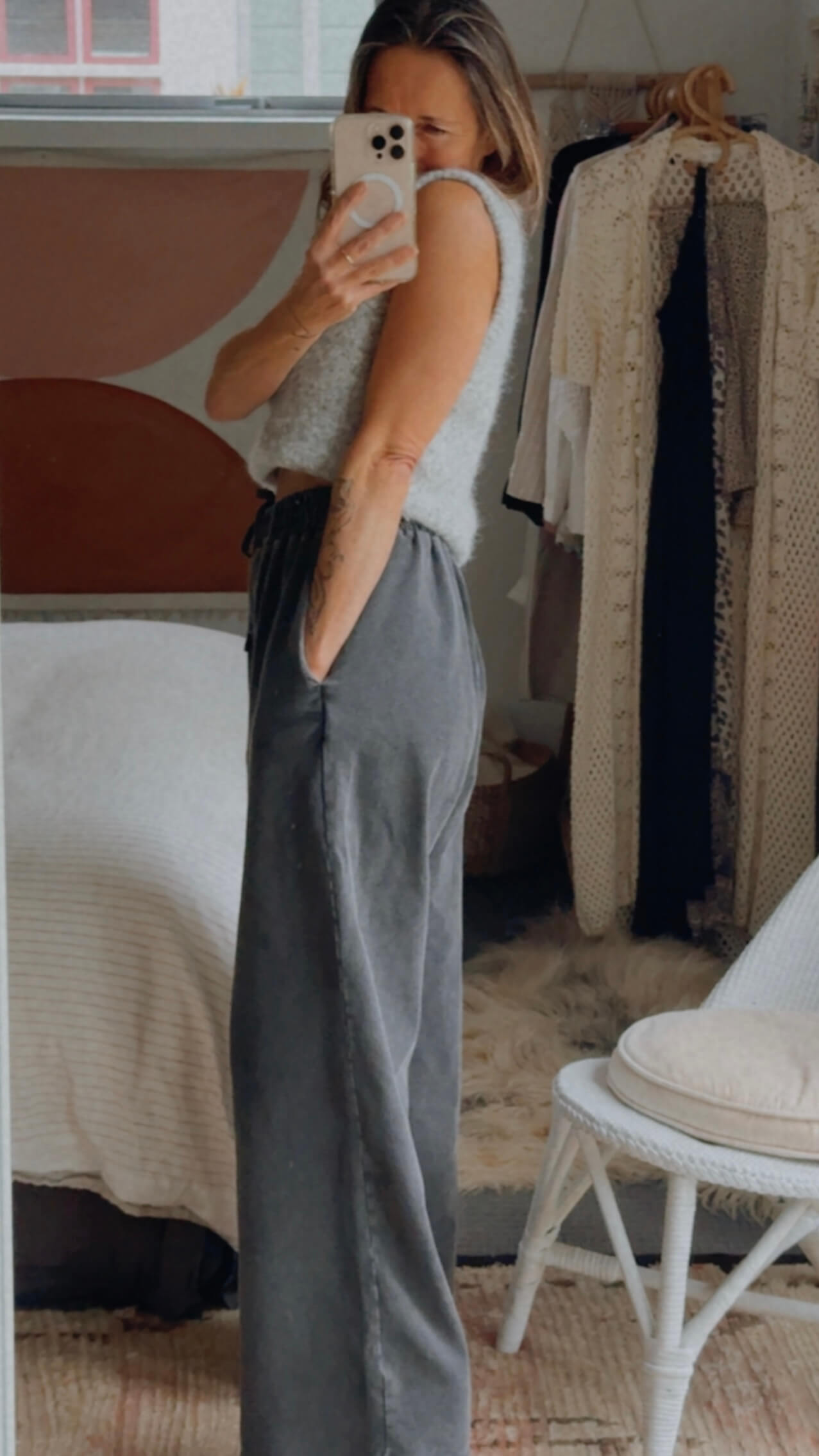 SŚAINT // ACID WASH TRACKPANT // CHARCOAL // XS/S