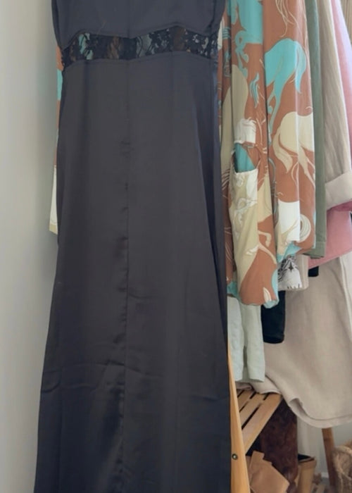 PRINCESS POLLY // Satin/Lace Dress // Black // Size 6