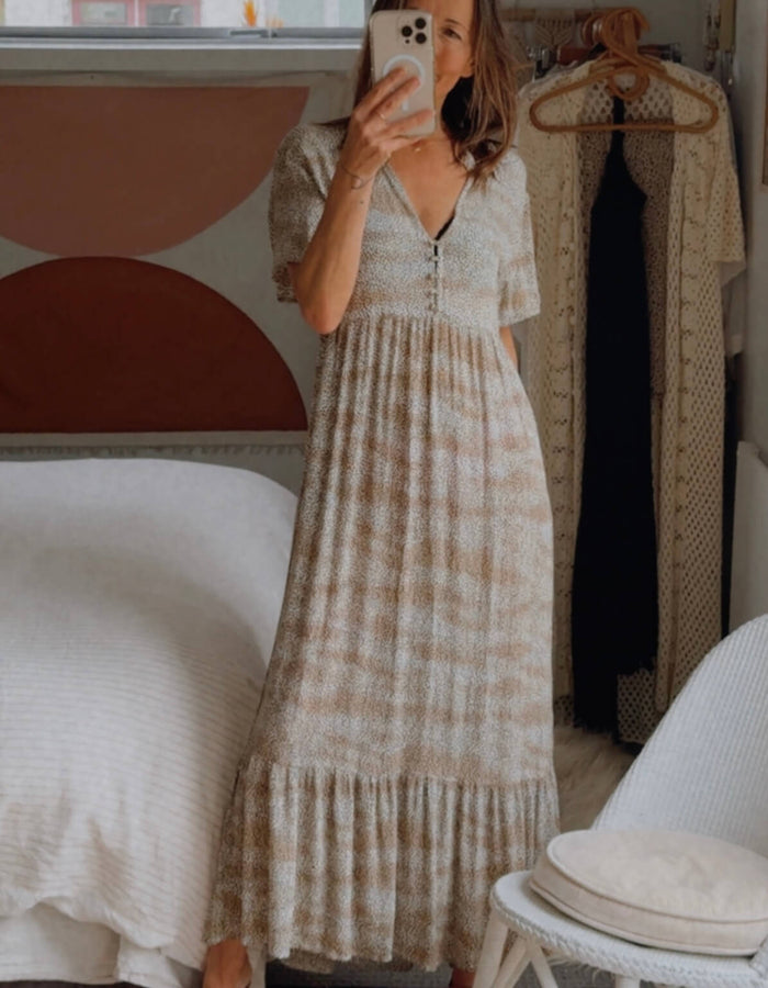 THE HIDDEN WAY // Animal Print Maxi Dress // Size 8
