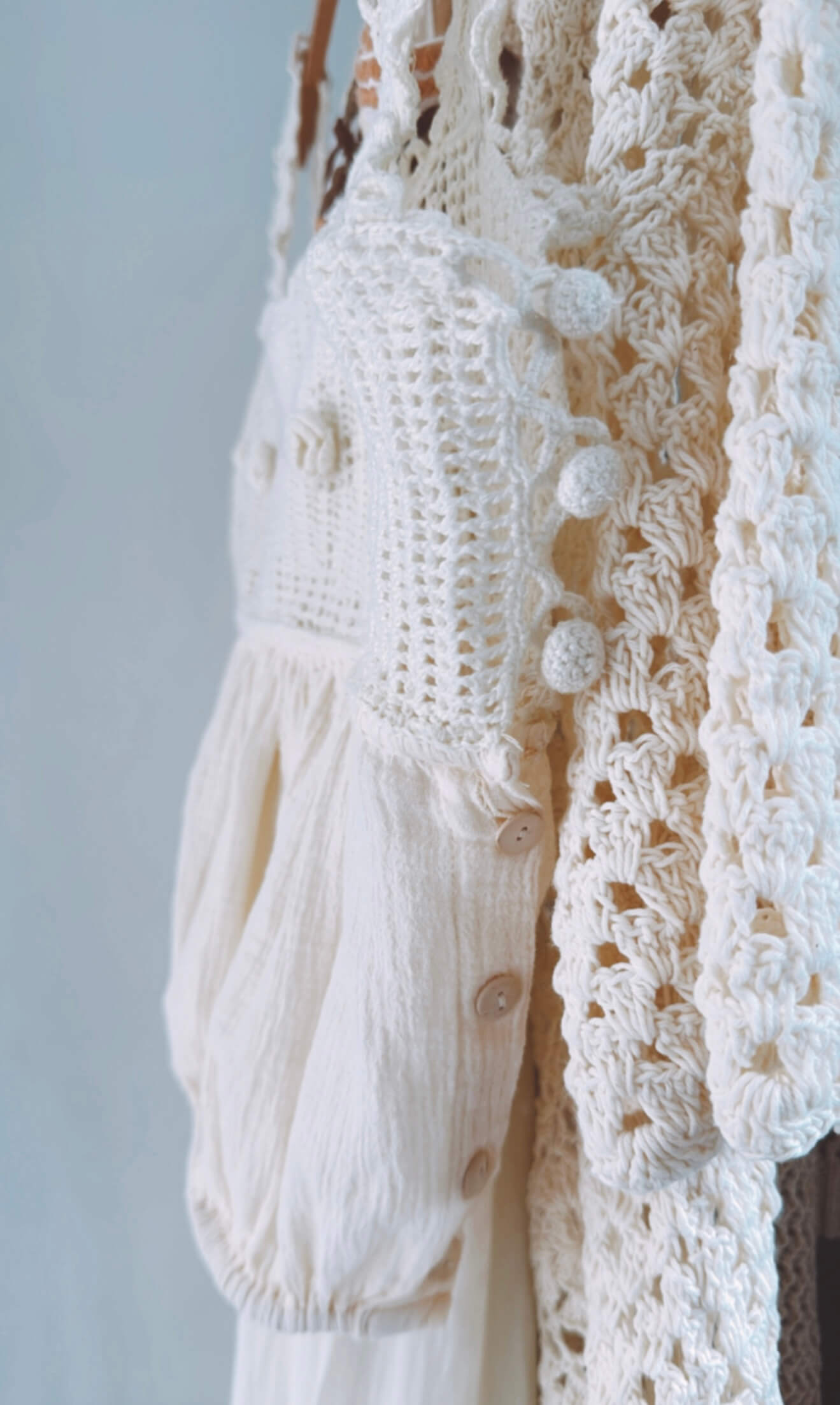 CHASING UNICORNS Crochet Blouse // Cream // Small