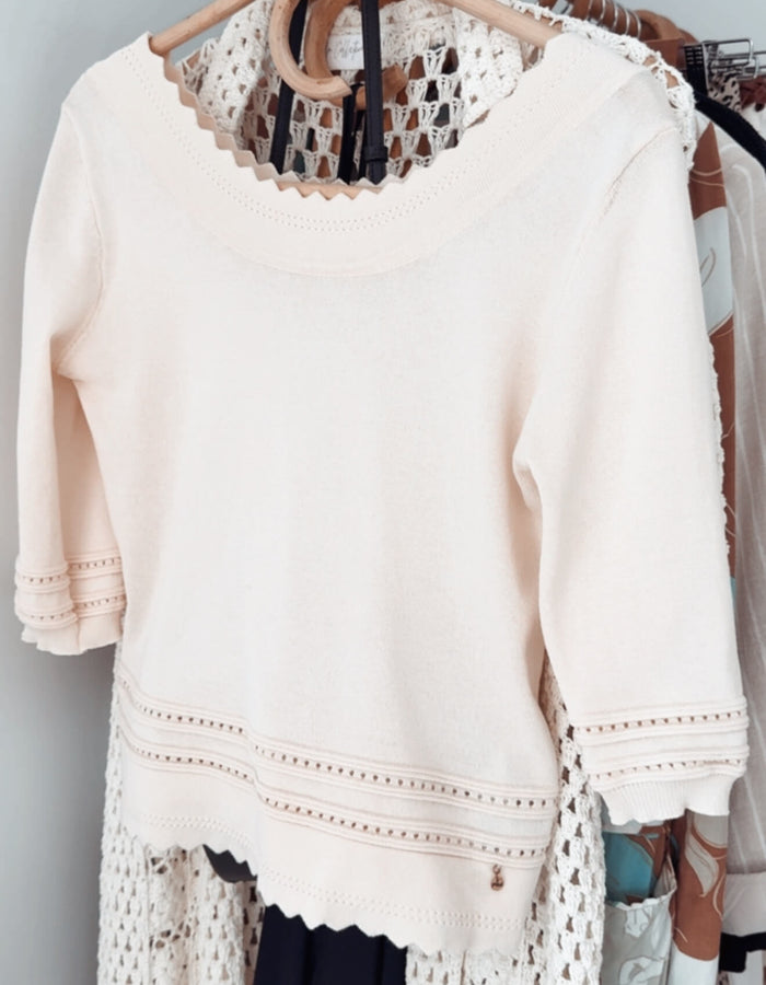 ARTIGLI // SHORT-SLEEVE SWEATER // Vanilla // Small