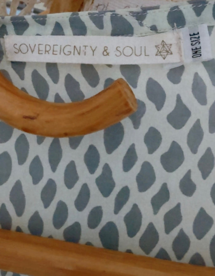SOVEREIGNTY & SOUL // Miami Turquoise Kimono // Free Size