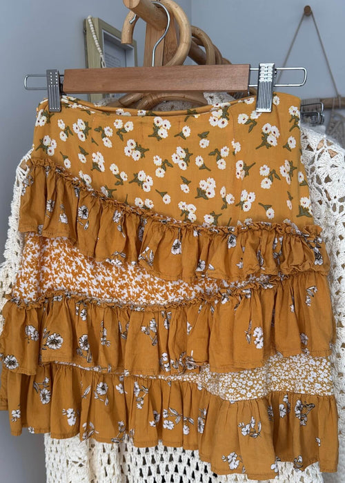BAMBOO BLONDE // Lory Mini Skirt // Size 6