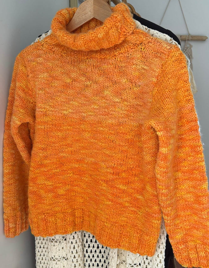 Tangarine Hand-knitted Jersey // Small