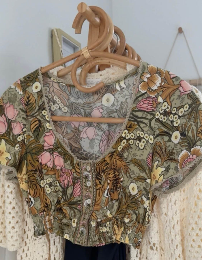 SPELL & THE GYPSY COLLECTIVE // Jungle Crop // Khaki // XXS