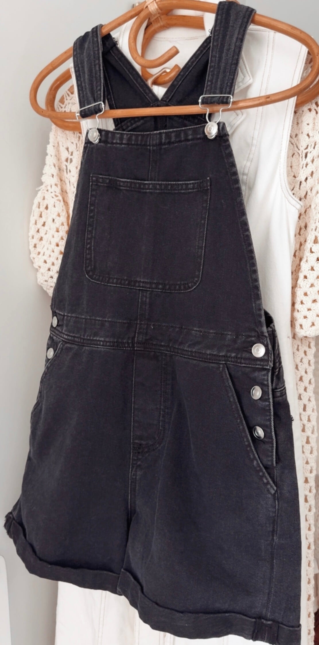 URBAN JEANS CO. // Denim Dungaree Shorts // Black // Size 8