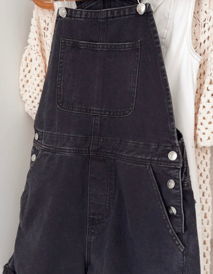 URBAN JEANS CO. // Denim Dungaree Shorts // Black // Size 8