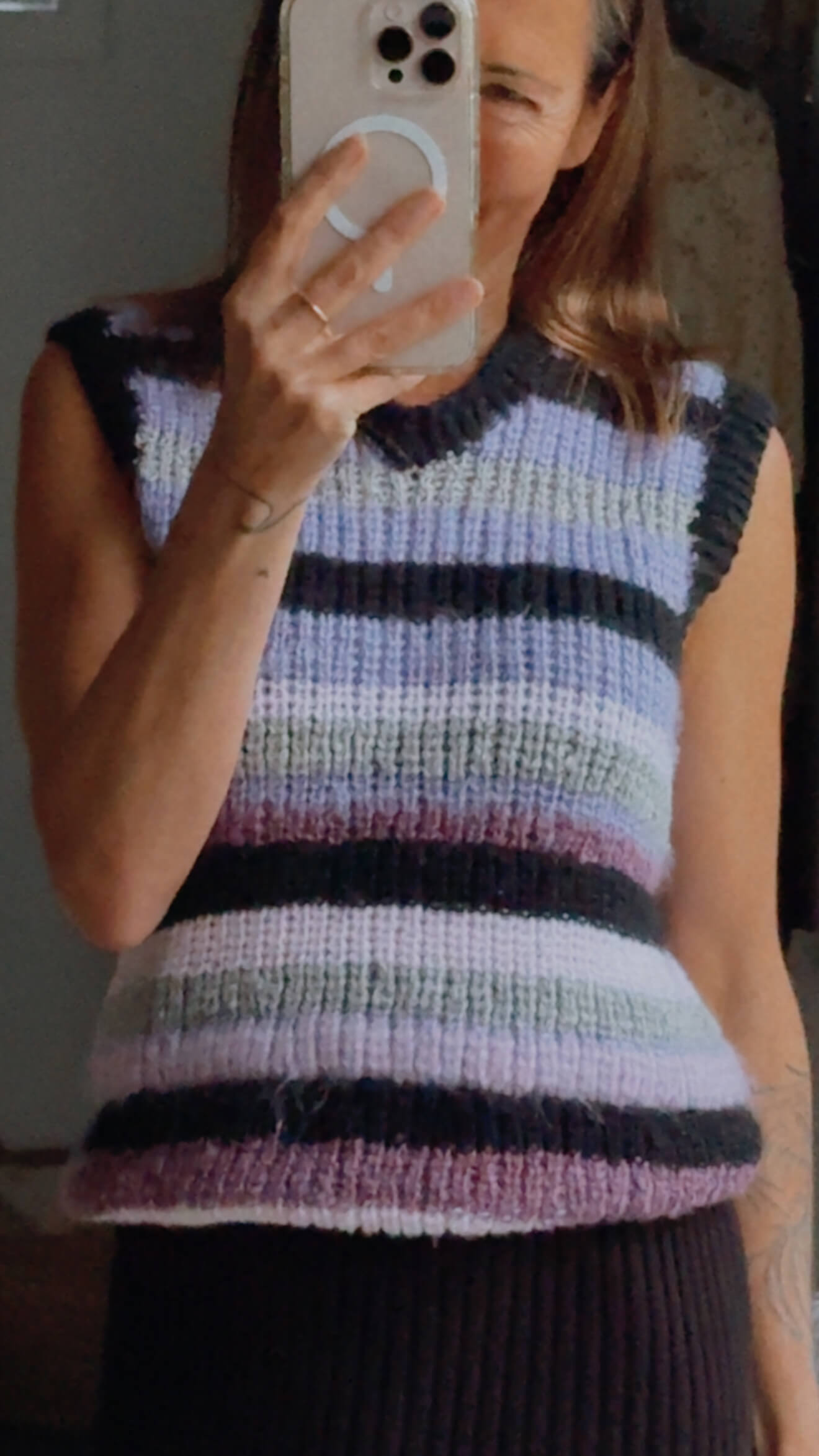 HAND-KNITTED VEST // Pure Wool // Striped // Small