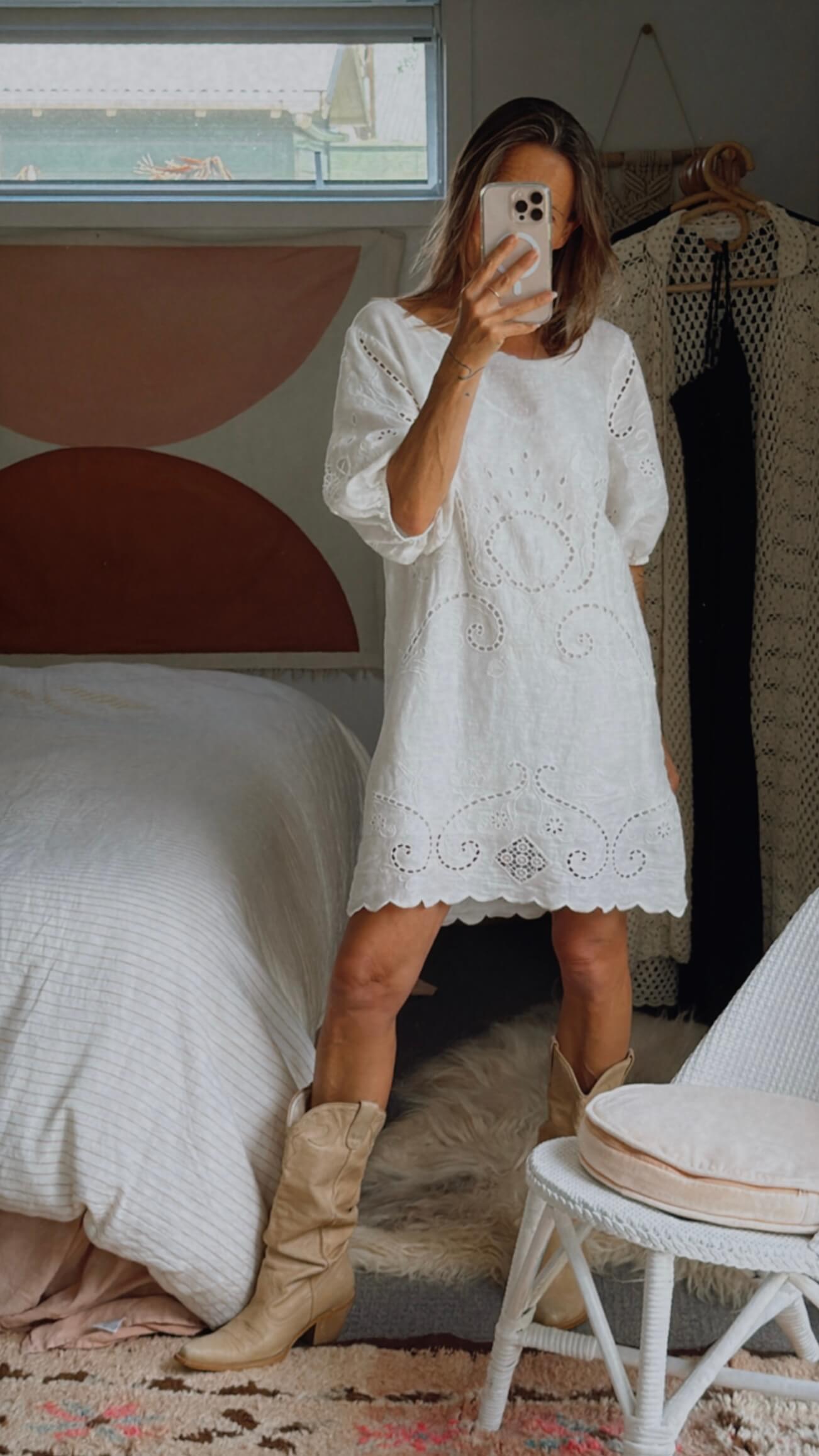 SPELL & THE GYPSY COLLECTIVE // Lala Linen Shift Dress // Medium