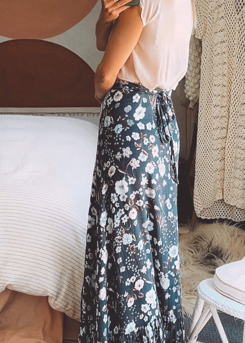 Indonesian Maxi Skirt // Free Size