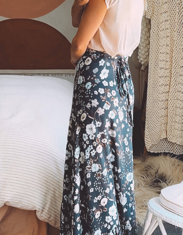 Indonesian Maxi Skirt // Free Size