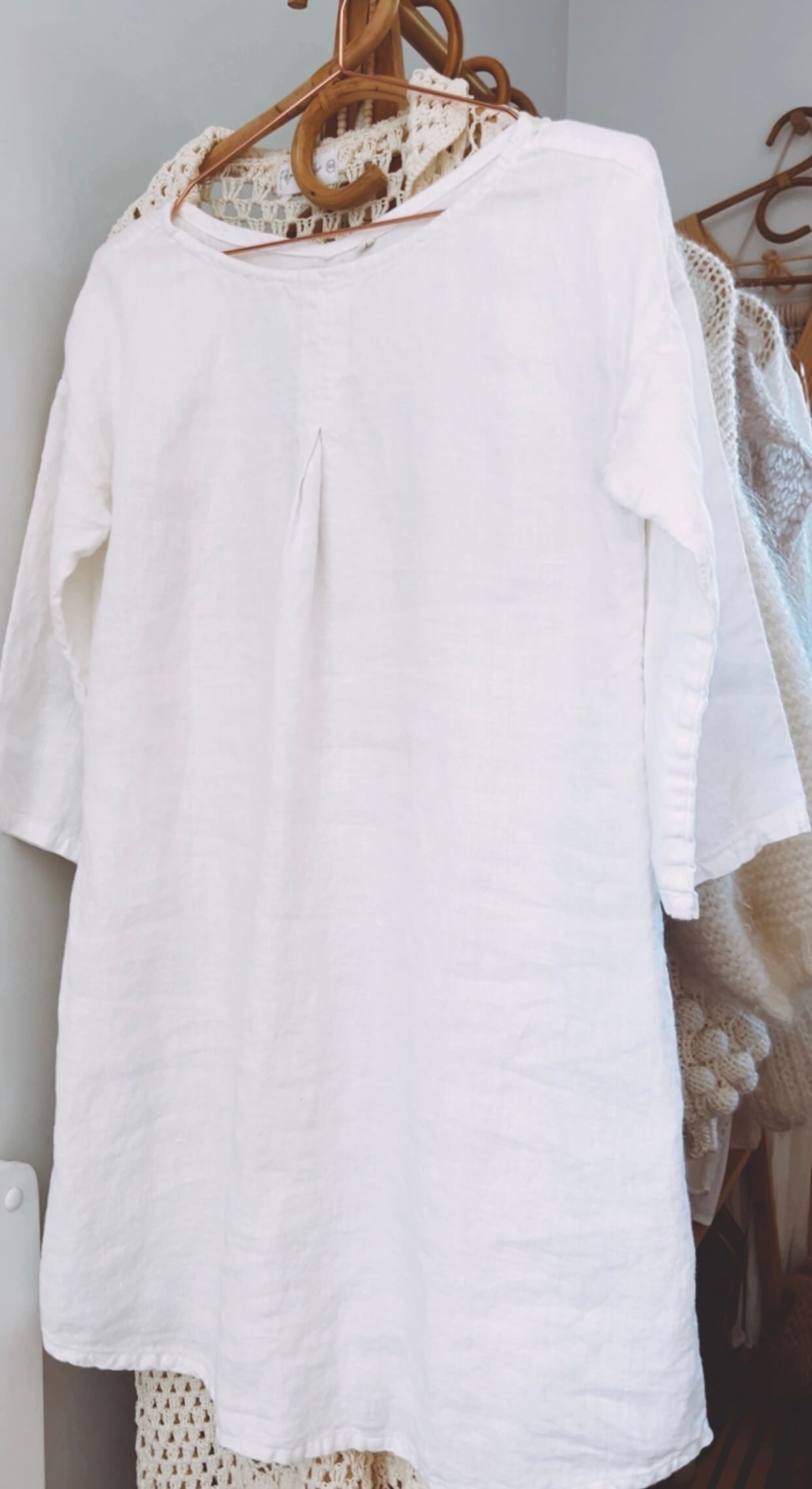 White Linen Shift Dress // Small