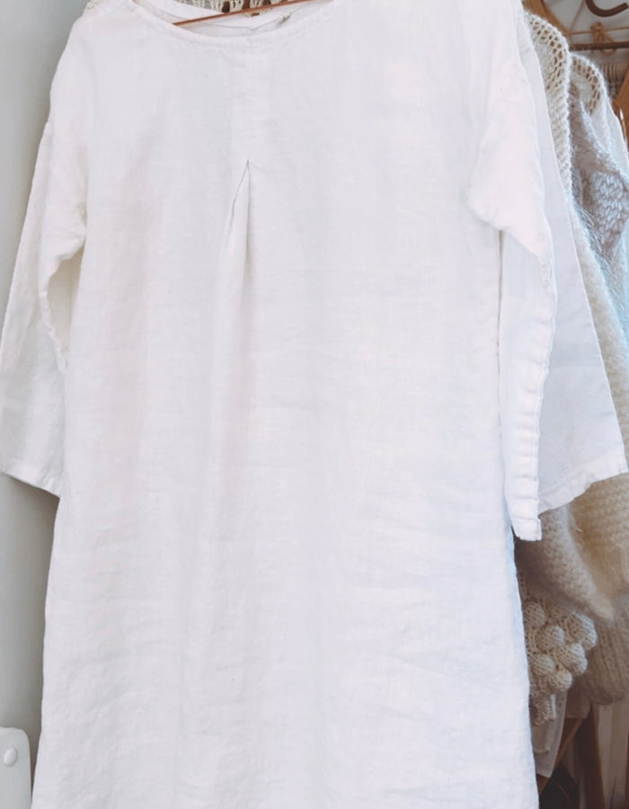 White Linen Shift Dress // Small