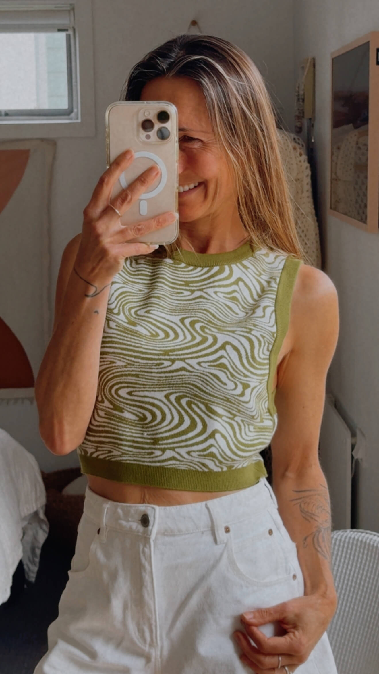 GLASSONS // Sage Green Swirl Vest // Small