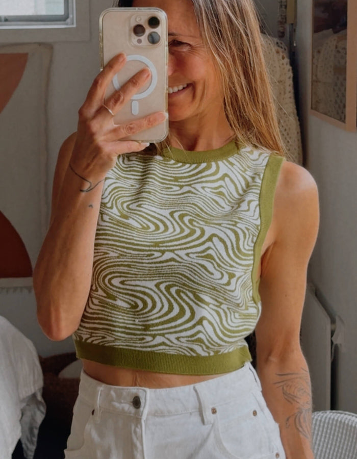 GLASSONS // Sage Green Swirl Vest // Small