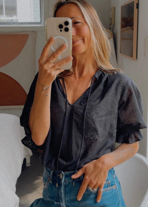 LEILA & LUCA // Butterfly Blouse // Size 12