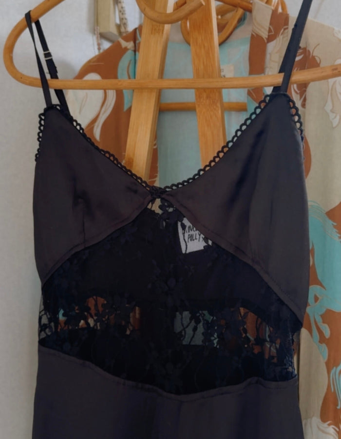 PRINCESS POLLY // Satin/Lace Dress // Black // Size 6