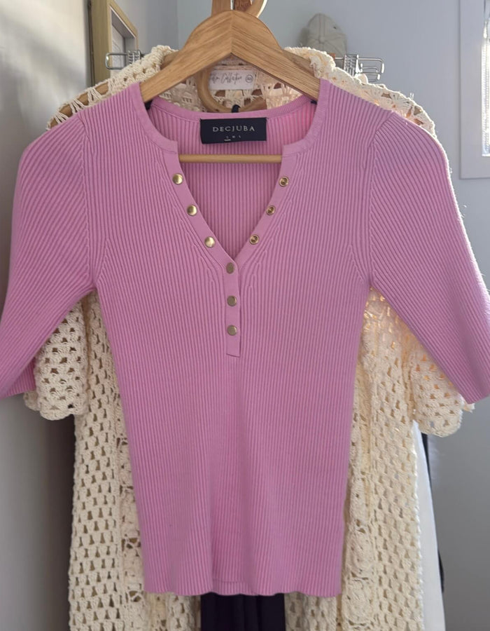 DECJUBA // Pink Ribbed Tee // Small