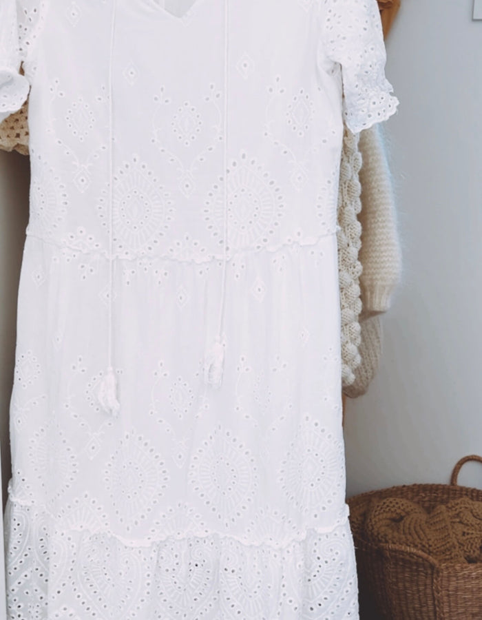 White Cotton Broderie Anglaise Dress // Small