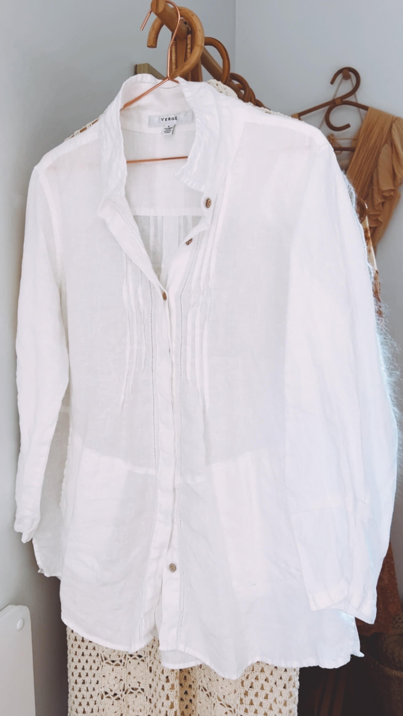 White Linen Shirt // S/M