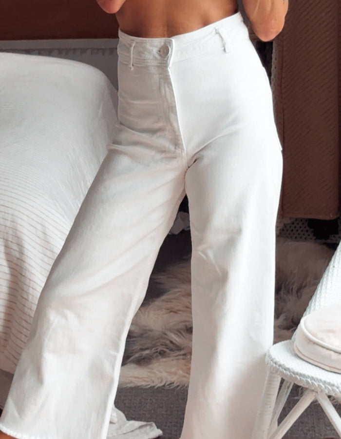 ZARA // The Marine Straight // White Cropped Sailor Jeans // Size 6