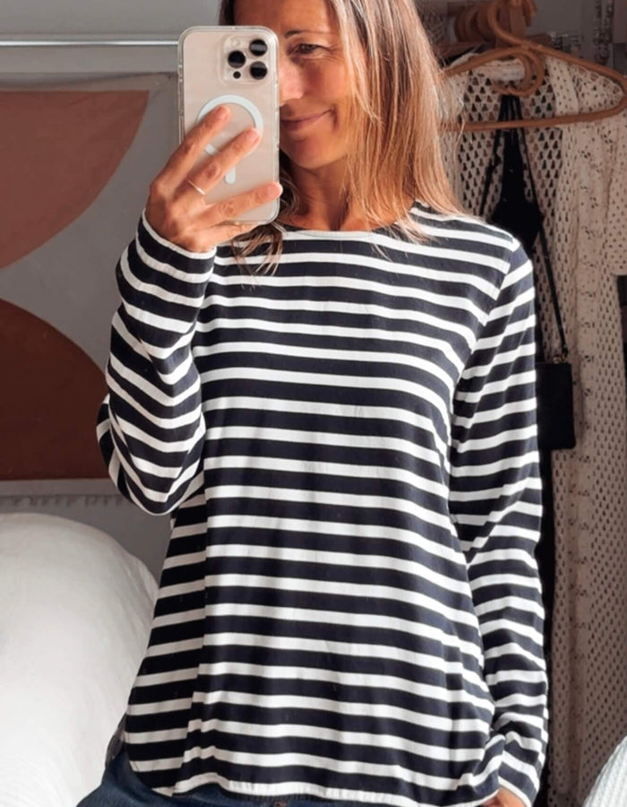 TRENERY // Navy Striped Crew Top // Small