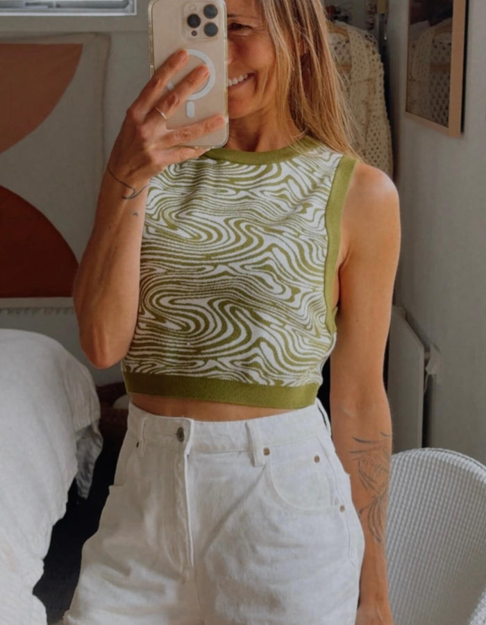 GLASSONS // Sage Green Swirl Vest // Small