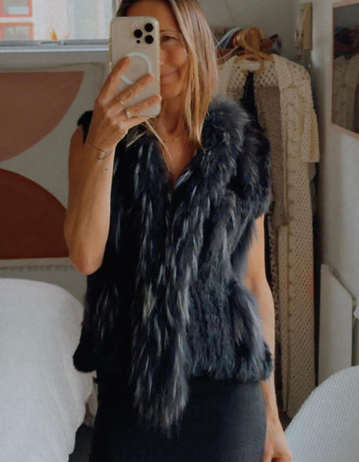 RABBIT FUR VEST // NOIR // Small