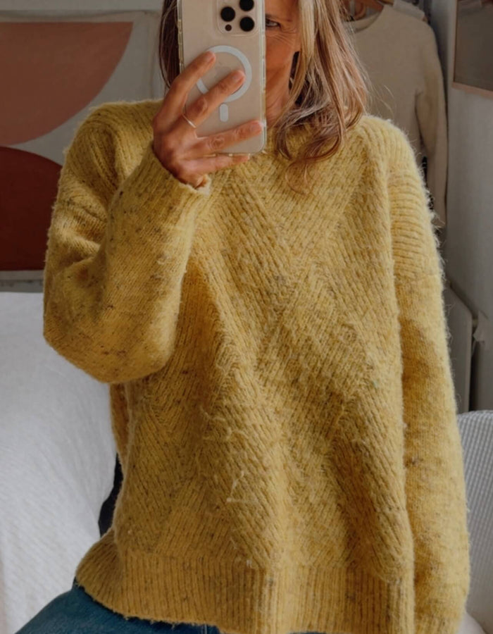 LITTLE LIES // Mustard Crew // S/M