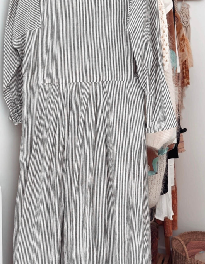 SOHAM DAVE // Grey Pinstripe Dress // S/M