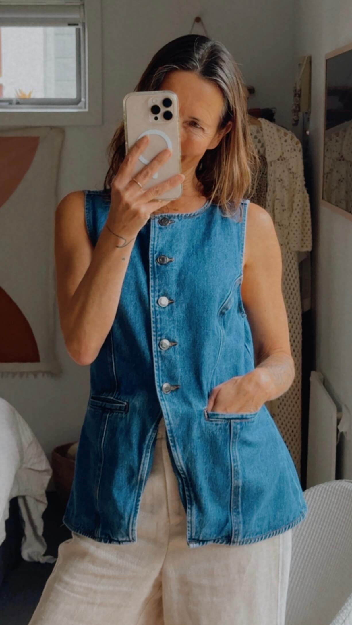 GLASSONS // Denim Vest // Mid-Vintage Blue // Medium