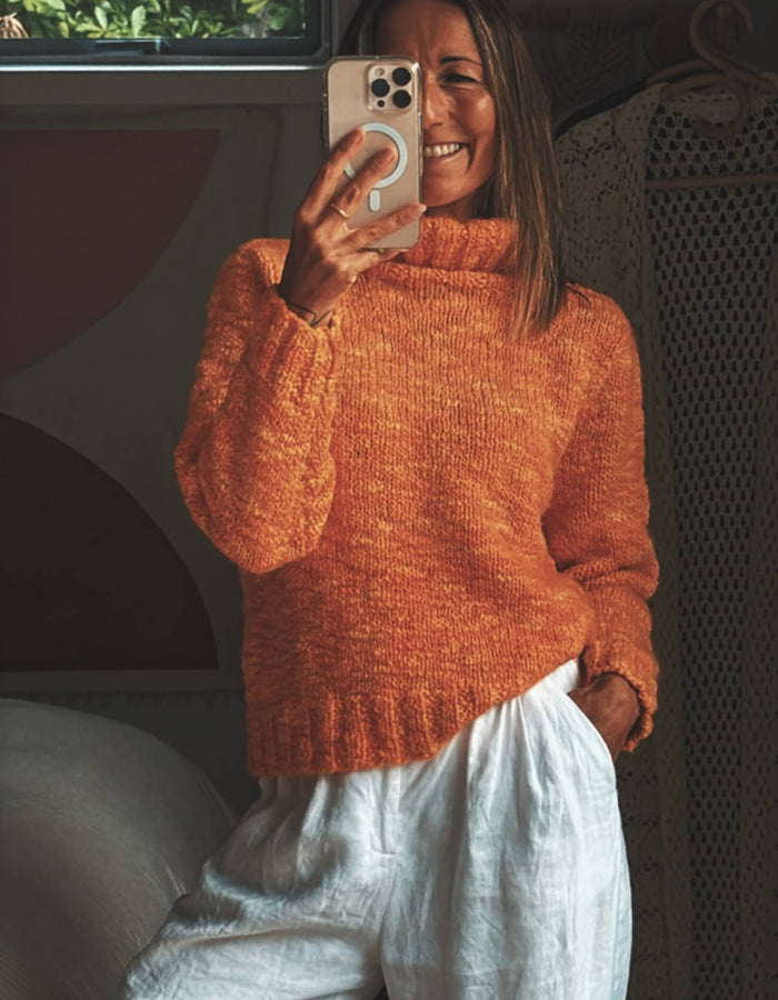 Tangarine Hand-knitted Jersey // Small