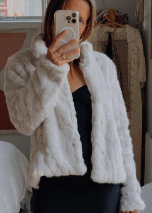 PAGANI // FAUX FUR JACKET // SILVER FOX // XS (would fit large 8)