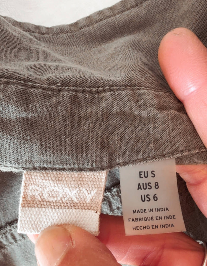 ROXY // Mountains & Waves Army Shirt // Small