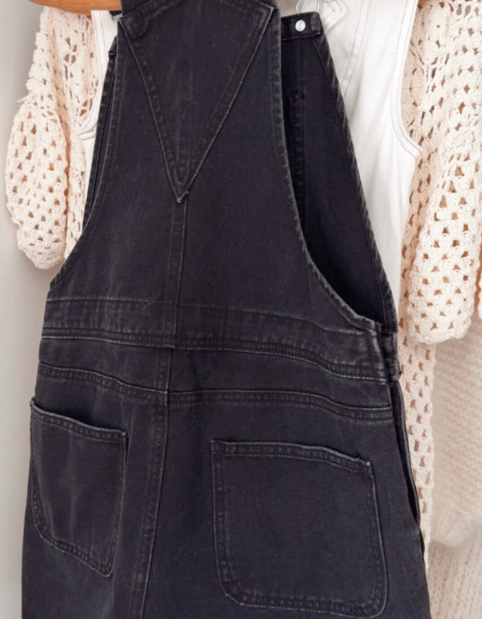 URBAN JEANS CO. // Denim Dungaree Shorts // Black // Size 8