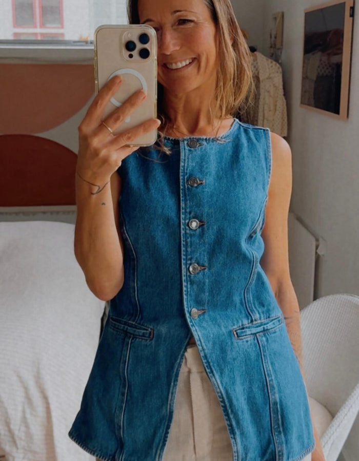 GLASSONS // Denim Vest // Mid-Vintage Blue // Medium